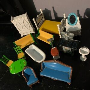 Vintage 1980 Mattel The Littles Metal Diecast Dollhouse Furniture Lot